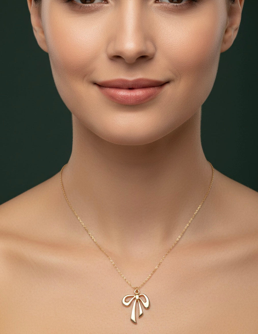 Trendy Design Chain With Stylish Bow Pendent