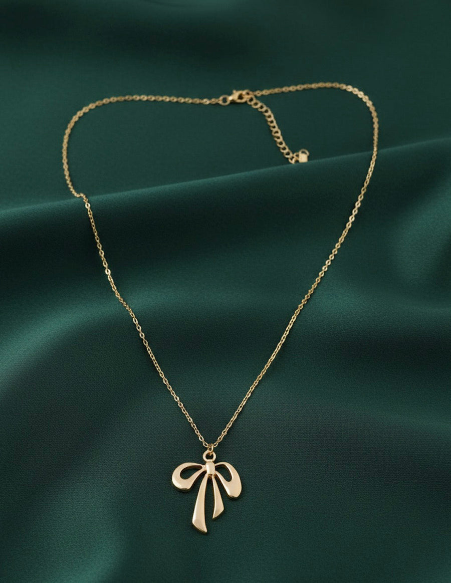 Trendy Design Chain With Stylish Bow Pendent