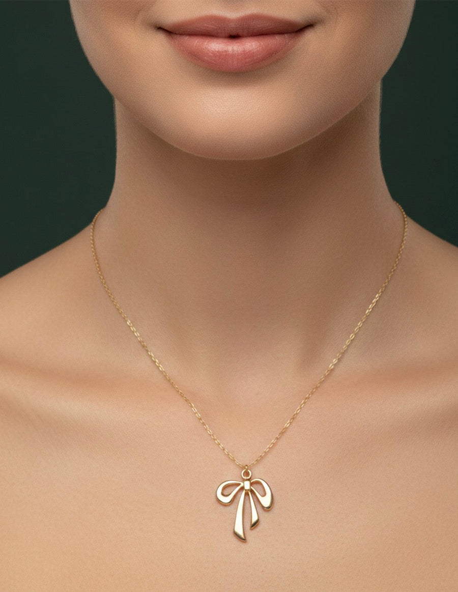 Trendy Design Chain With Stylish Bow Pendent