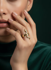 Stainless Steel Pleasant Snake Design Adjustable Finger Ring