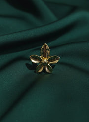 Beautiful Fancy Ring With Texture Flower